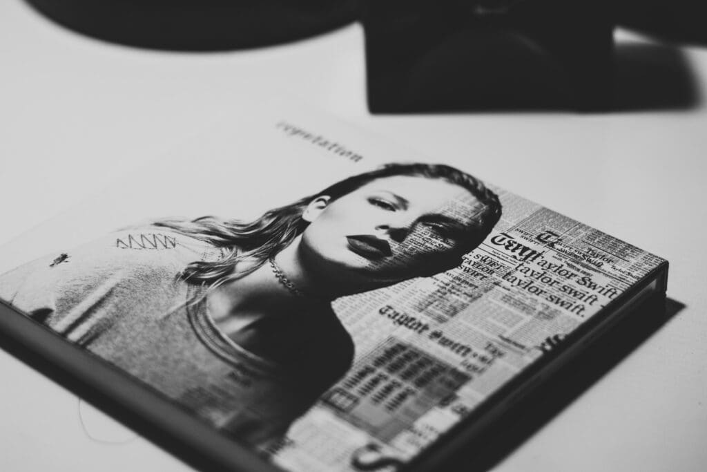 The cover of Taylor Swift's reputation CD album. Taylor Swift Marketing